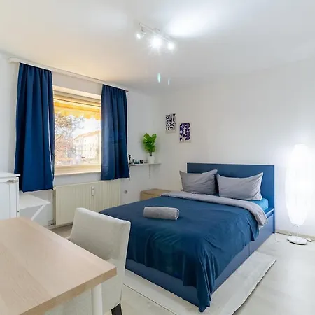 Helle, Zentrale 4-zimmer-wohnung Apartment