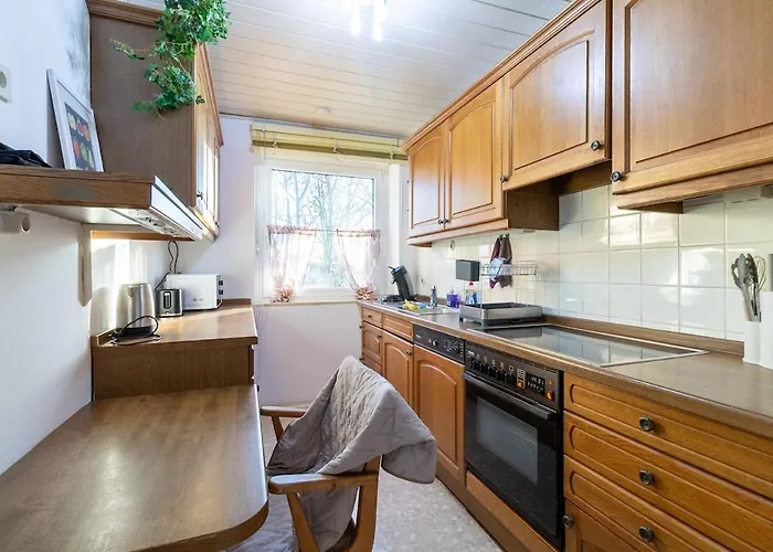 Helle, Zentrale 4-zimmer-wohnung * Braunschweig